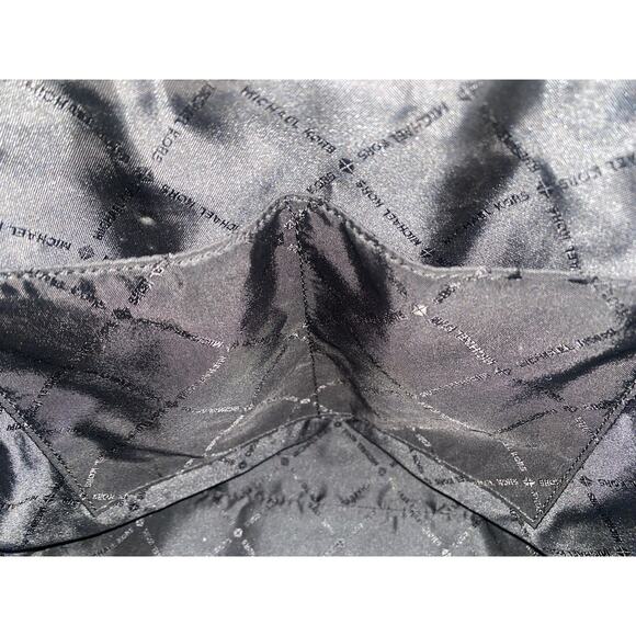 Michael Kors Jet Set Signature Shoulder Bag Blk - Picture 11 of 11